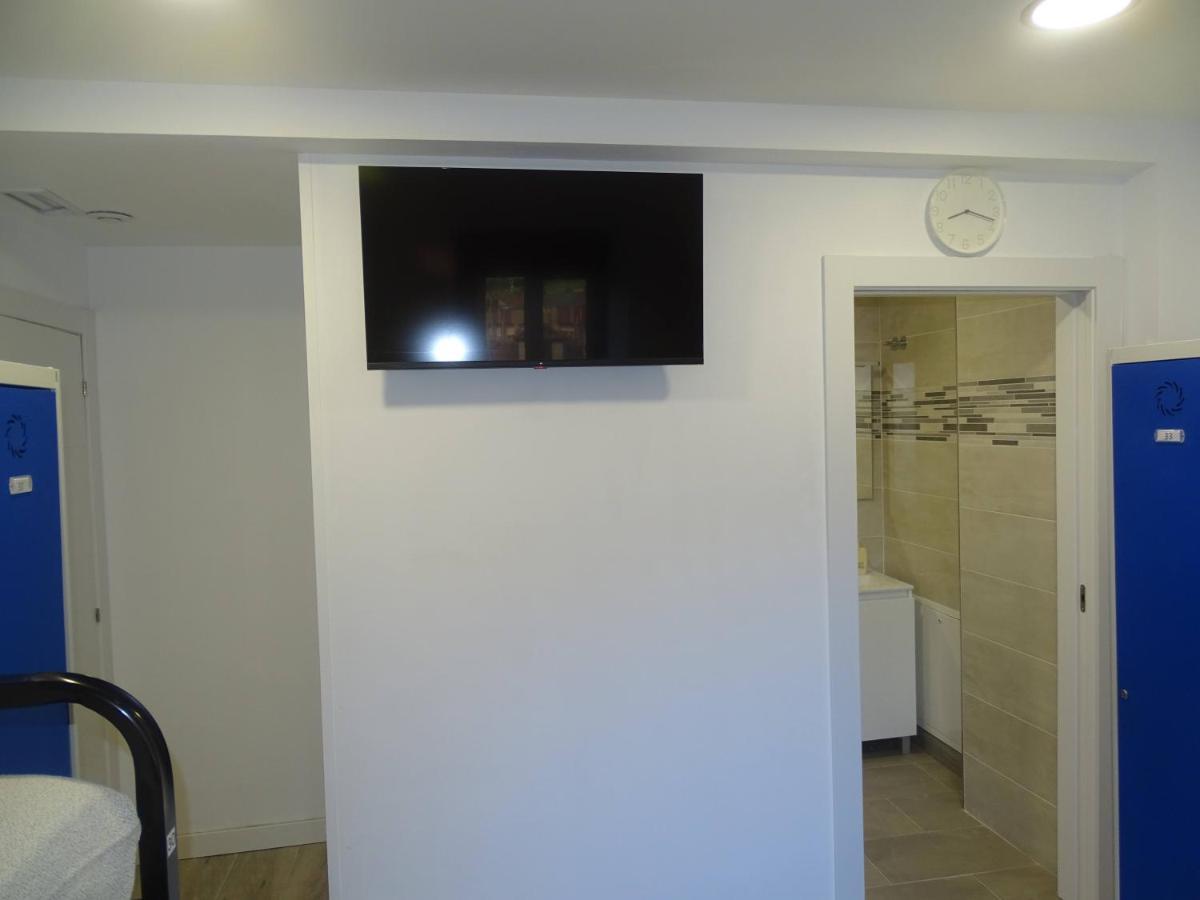Albergue Roma Пола-де-Лена Экстерьер фото