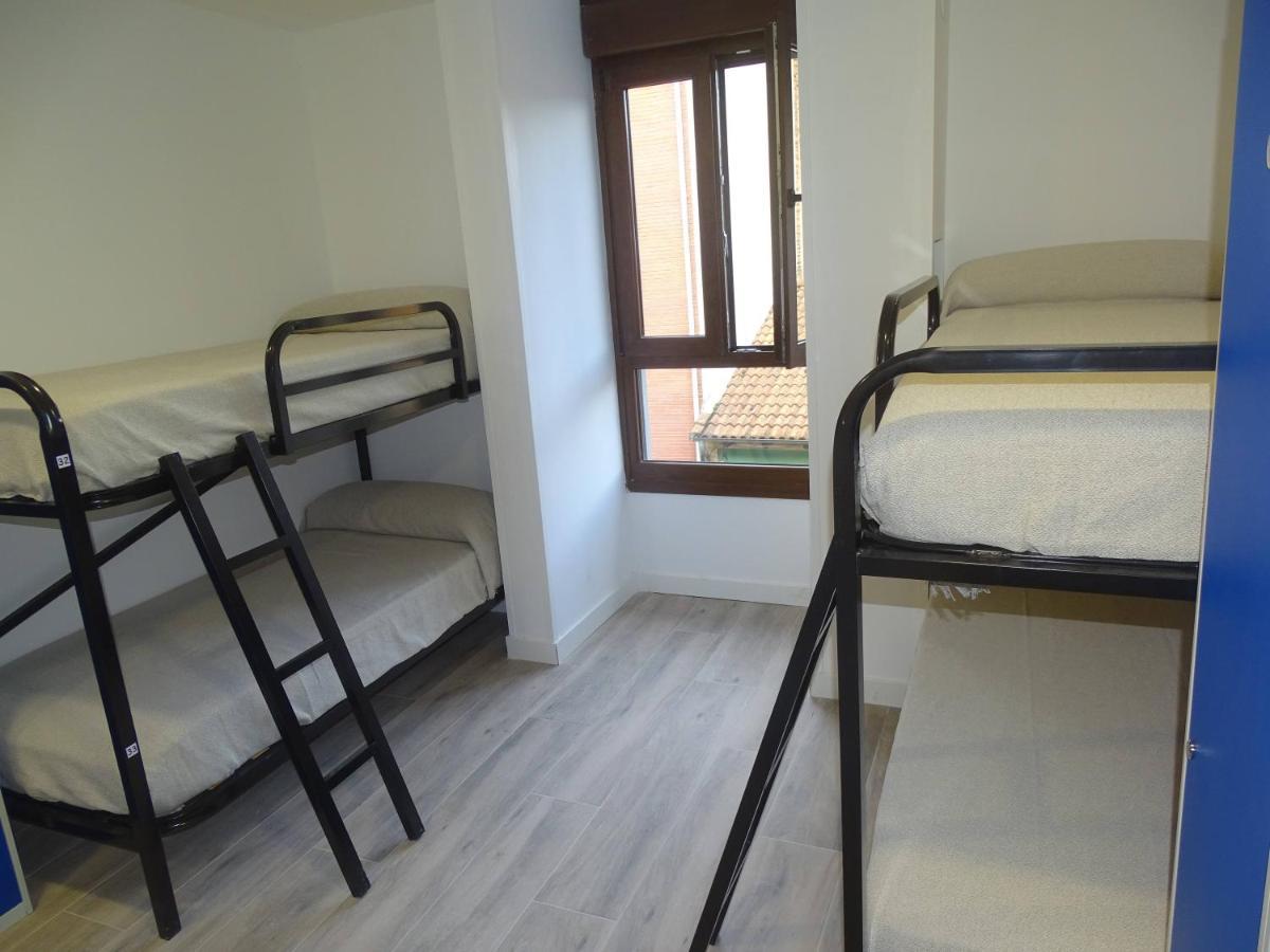 Albergue Roma Пола-де-Лена Экстерьер фото